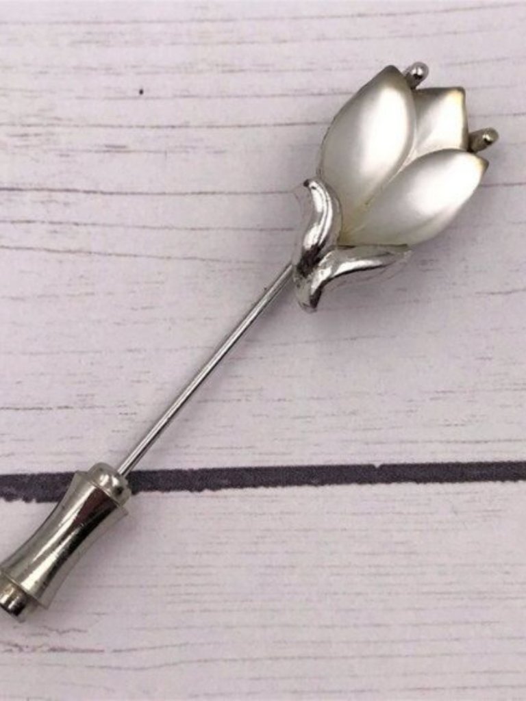 Whiting Davis Frosted Tulip Stickpin Silver 27$